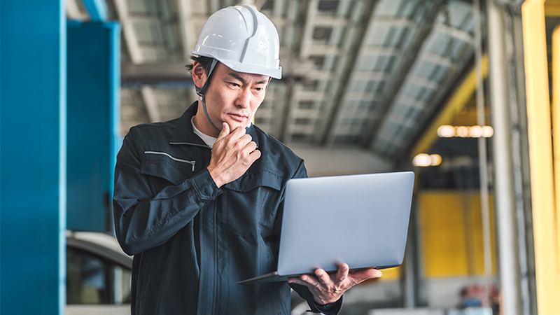 企業への雷害リスクと被害事例イメージ